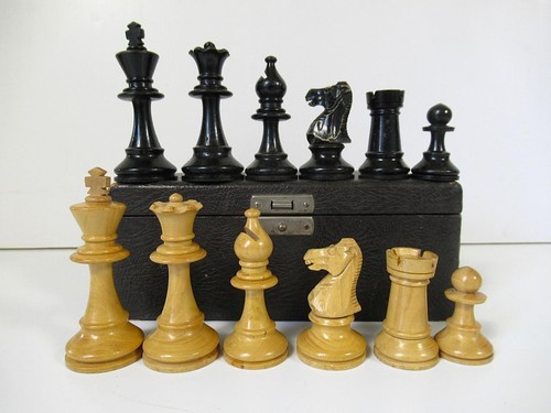 Vintage staunton chess - vintage,
