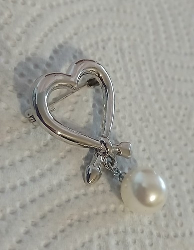 Beautiful faux pearl - ,