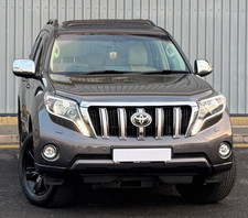 Toyota Land Cruiser Invincible