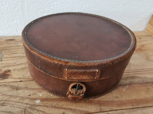 Vintage antique round - vintage, brown