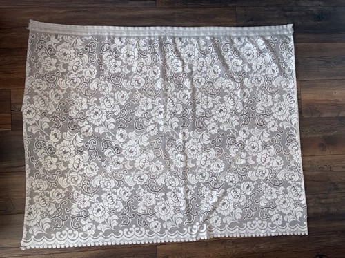 Vintage white floral - floral, lace
