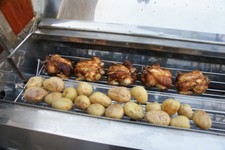 Hog Roast Oven with Motor & Cradle for Chickens - Tasty Trotter