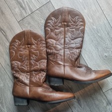 Men's Brown Line Dancing