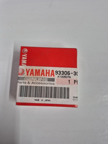 Genuine yamaha rear wheel - yamaha,