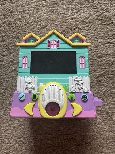 Pixel chic babysitter house - pixel,