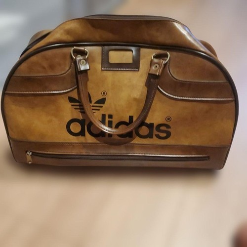 Adidas vintage peter black - vintage,