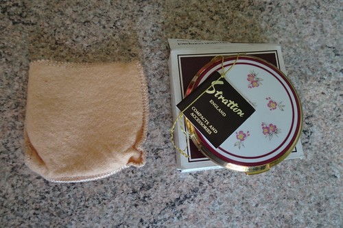 Stratton vintage boxed - , powder