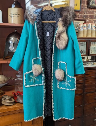 Vintage 1970s inuit - inuit, alaskan