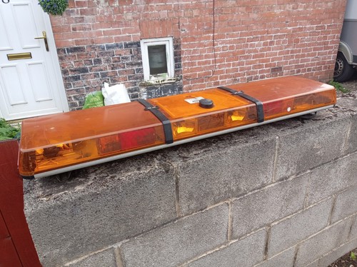 Recovery light bar warning - light,