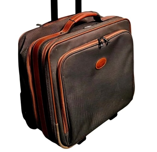 Longchamp boxford business - boxford,