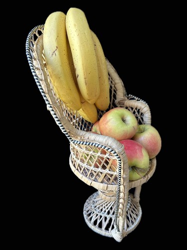 Vintage peacock wicker rattan - ,