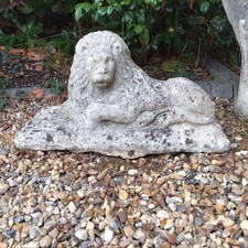 Large Vintage Garden Ornament Figure/ Statue Of A Laying Lion - Pillar Topper