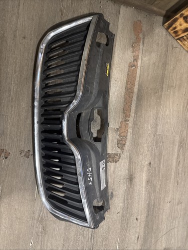 Skoda rapid front - front, bumper