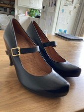 Chie Mihara Shoes Size 40 excellent condition 