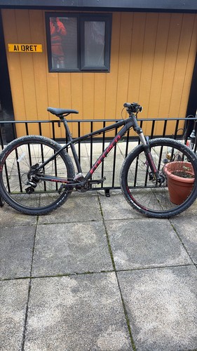 Carrera hellcat mountain bike - carrera,
