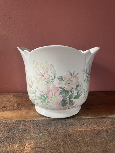 Large vintage 1977 - vintage,