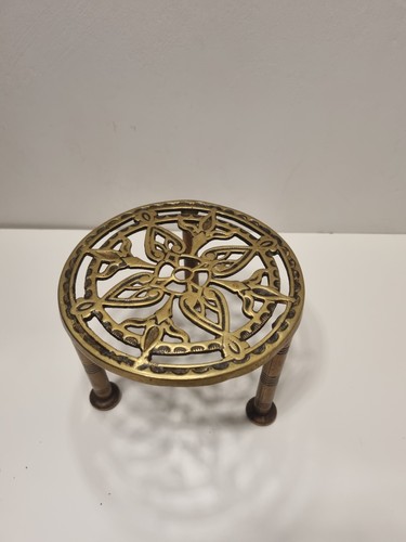 Vintage small round brass - vintage,