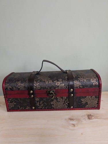 Vintage style decorative wine - decorative,