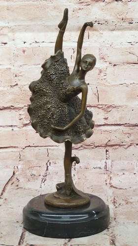 Art nouveau museum quality - museum,