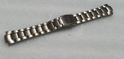 Seiko v157 0bb0 - v157-0bb0, titanium