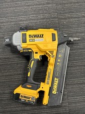 dewalt dcn890 nail gun With