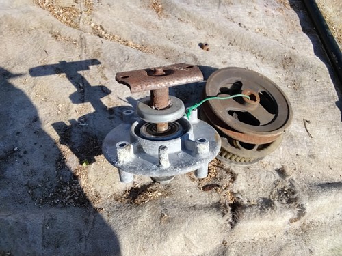 Ride mower hayter - on,