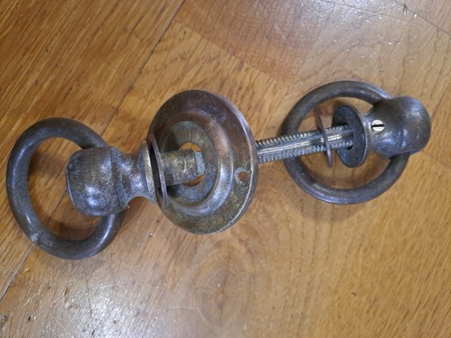 Antique brass loop door - brass,