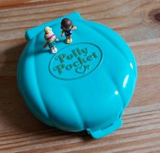 Vintage Polly Pocket Beach