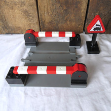 LEGO DUPLO Dark Grey Crossing