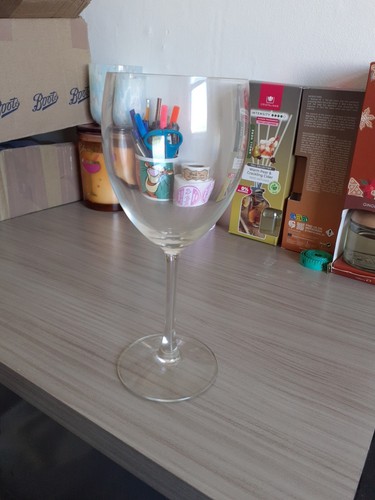 Large red wine glass - red,