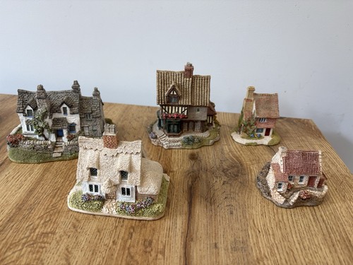 Lilliput lane cottages - lane,