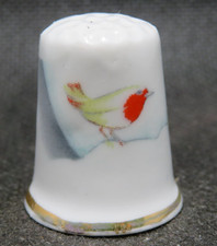PORCELAIN ENGLAND THIMBLE - XMAS BIRD - ROBIN