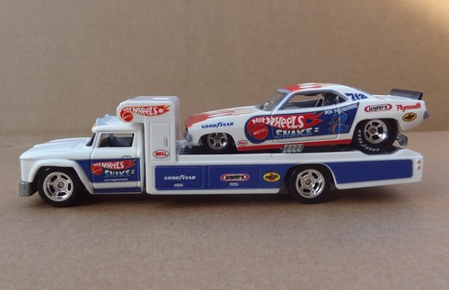 Hot wheels premium car - wheels,