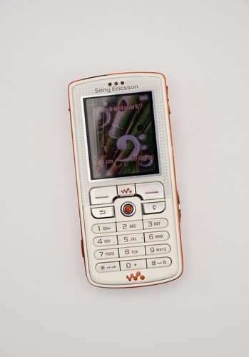 Sony ericsson w800i - sony,