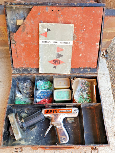 Spit matic nail gun - matic, fixing