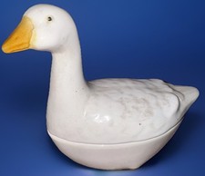 Goose shape Michel Caugant