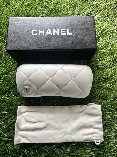 Chanel white quilted leather - white,
