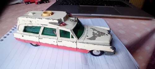 Dinky toys superior rescuer - dinky,