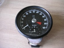 Daimler 250 V8 Smiths rev counter