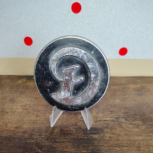 Daimler hub cap car - cap, d