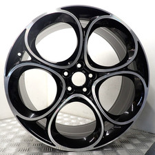 REFURBISHED ALFA ROMEO STELVIO