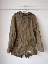 Tommy Jeans Men’s Khaki