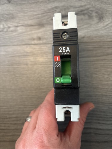 Wylex mccb amp single pole - wylex, 25