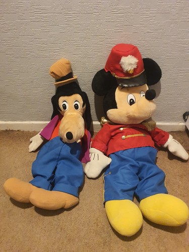 World wonder mickey and - mickey,