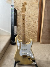 Tokai Goldstar sound with gold