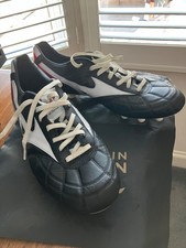 BNWOB Mizuno Morelia Made in