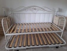 Laura Ashley 'Alice' Day Bed with Trundle