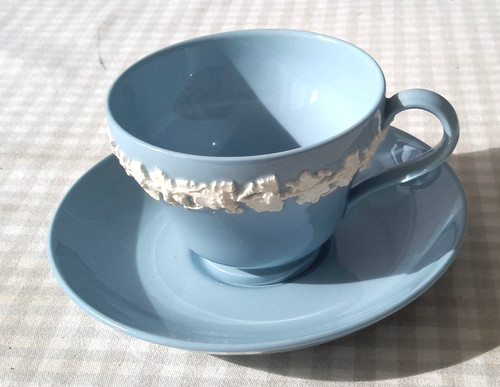 Wedgewood embossed queensware - embossed,