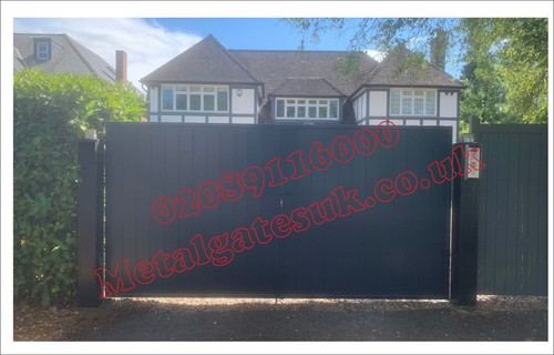 Aluminium driveway gates - aluminium, gates/