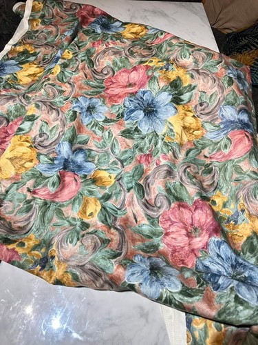 Vintage floral chintz fabric - vintage,